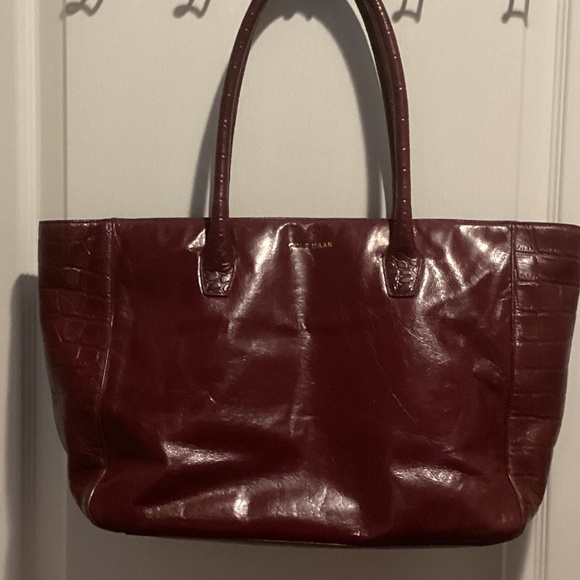 COLE HAAN Large Burgundy Leather Shoulder Bag - Picture 1 of 8